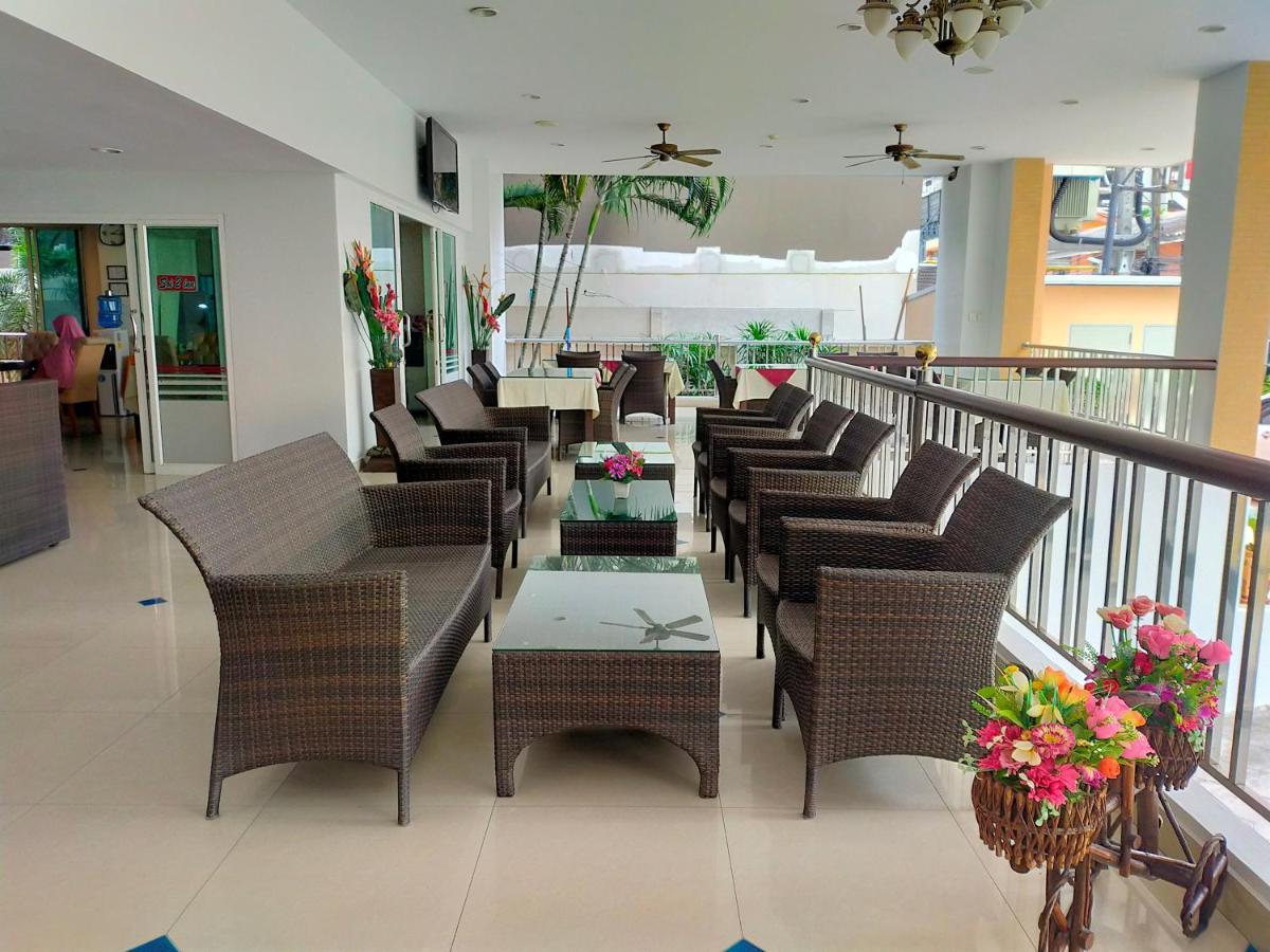 Soi2Inn Pattaya Luaran gambar